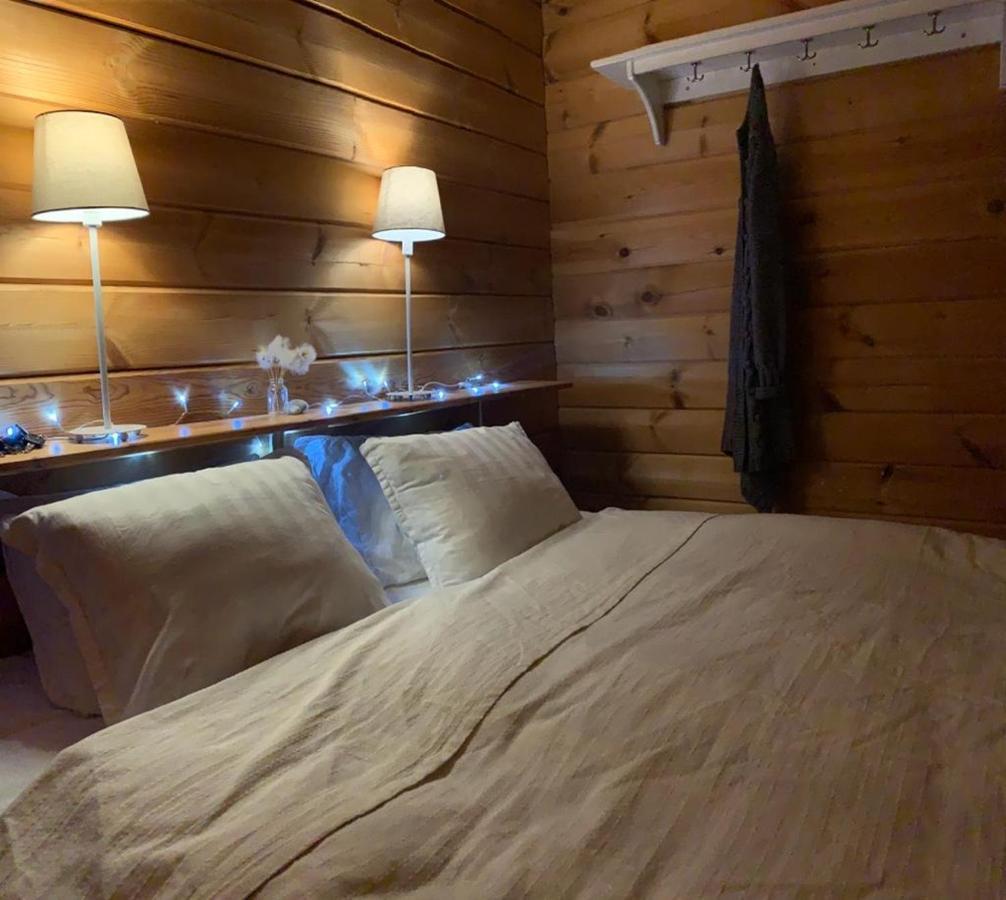Villa Yllaestoelli 2 A, Aekaeslompolo Kolari Esterno foto